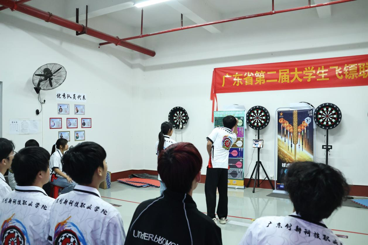 比赛现场.png 比赛现场.png