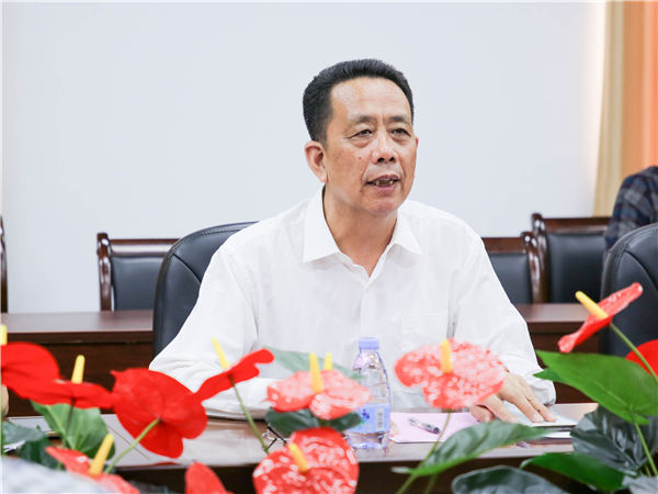 常务副校长李玉春讲话.png