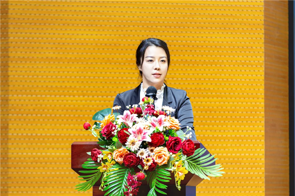 经济管理学院院长许明箫讲话.png