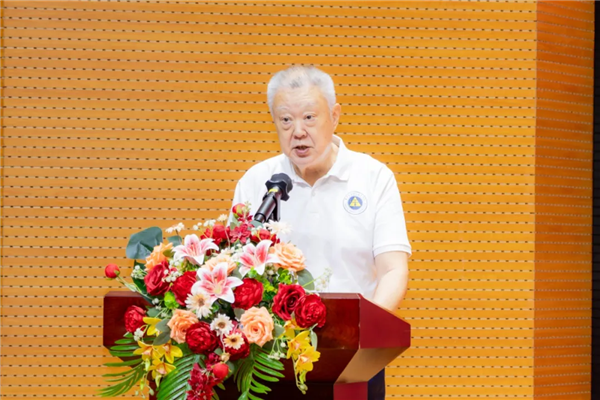 学校校长叶小明教授.png