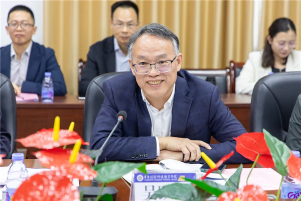深圳信息职业技术大学副校长吴跃文讲话.png 深圳信息职业技术大学副校长吴跃文讲话.png
