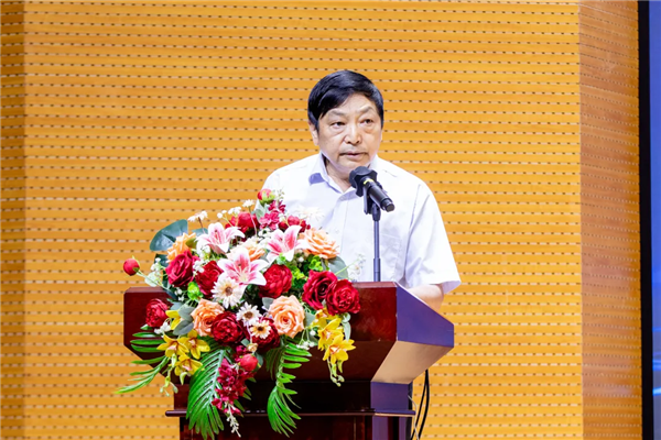 学校副校长陈粟宋致辞.png