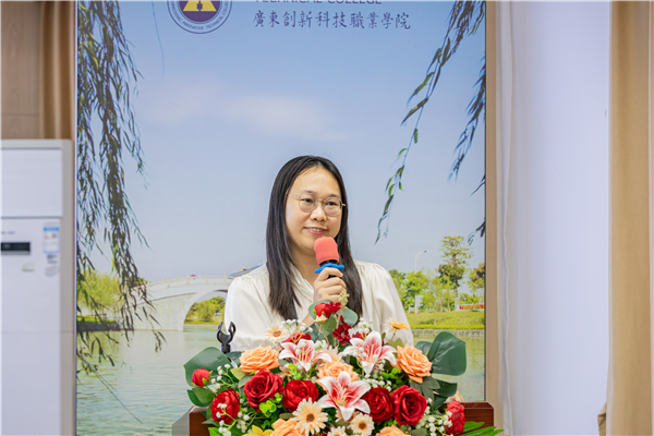 医药健康学院副院长林亚华现场分享.png