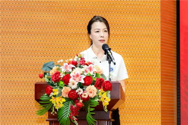 经济管理学院院长许明箫致辞.png
