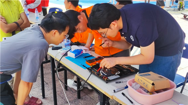 义务家电维修活动现场1.png