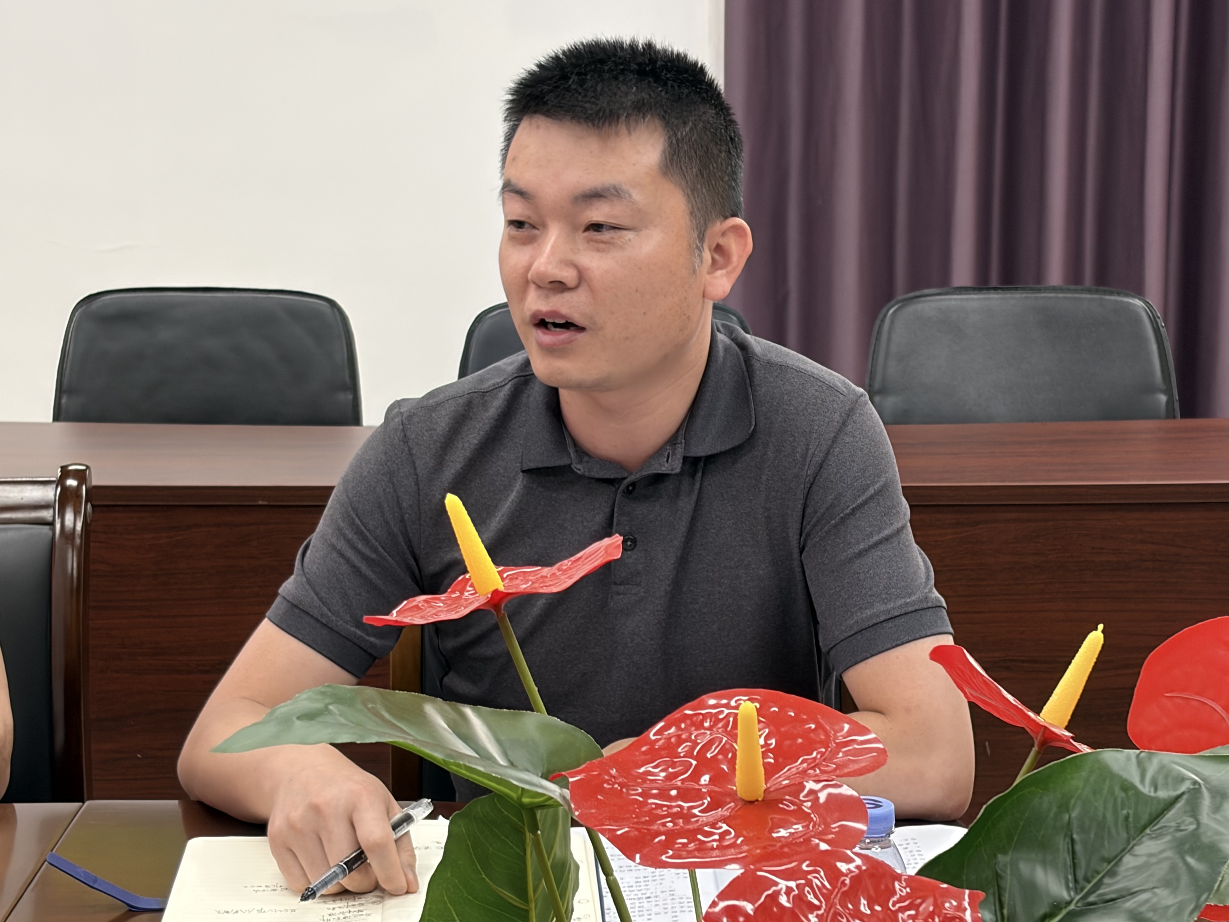 校庆工作办公室主任钟美平讲话.jpg