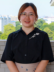 黄瑜.jpg