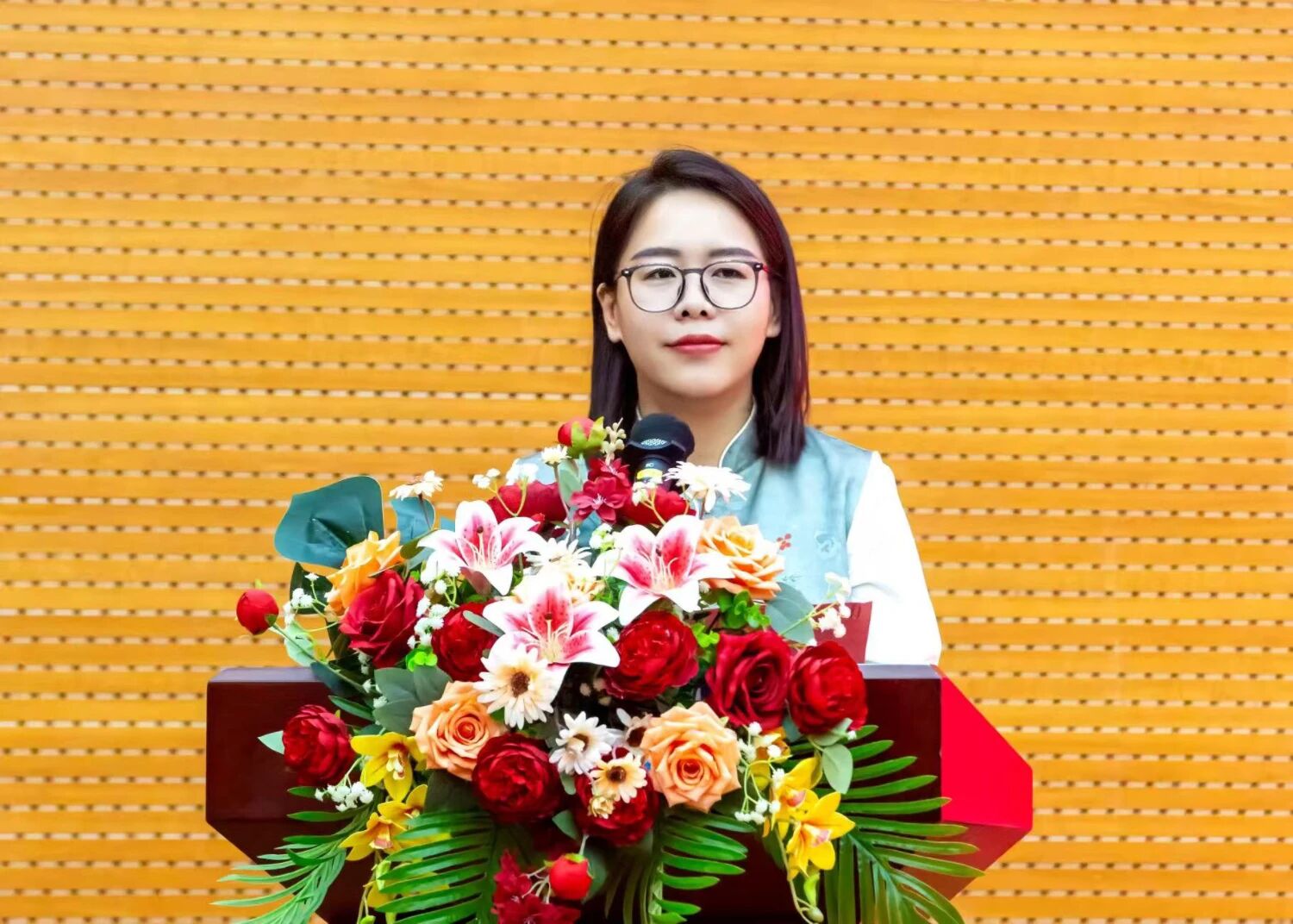 党委副书记陈利群致辞.jpg 党委副书记陈利群致辞.jpg