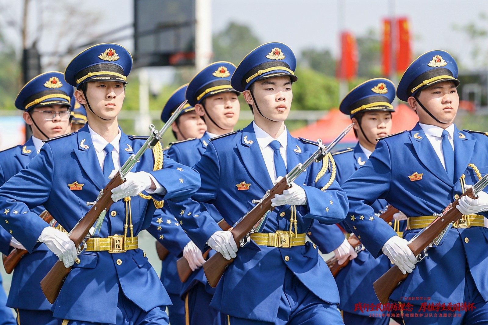 10 学校国旗护卫队参加比赛.jpg