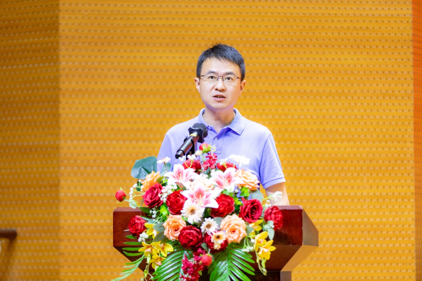 副校长、董事长助理易晓爽总结讲话.jpg
