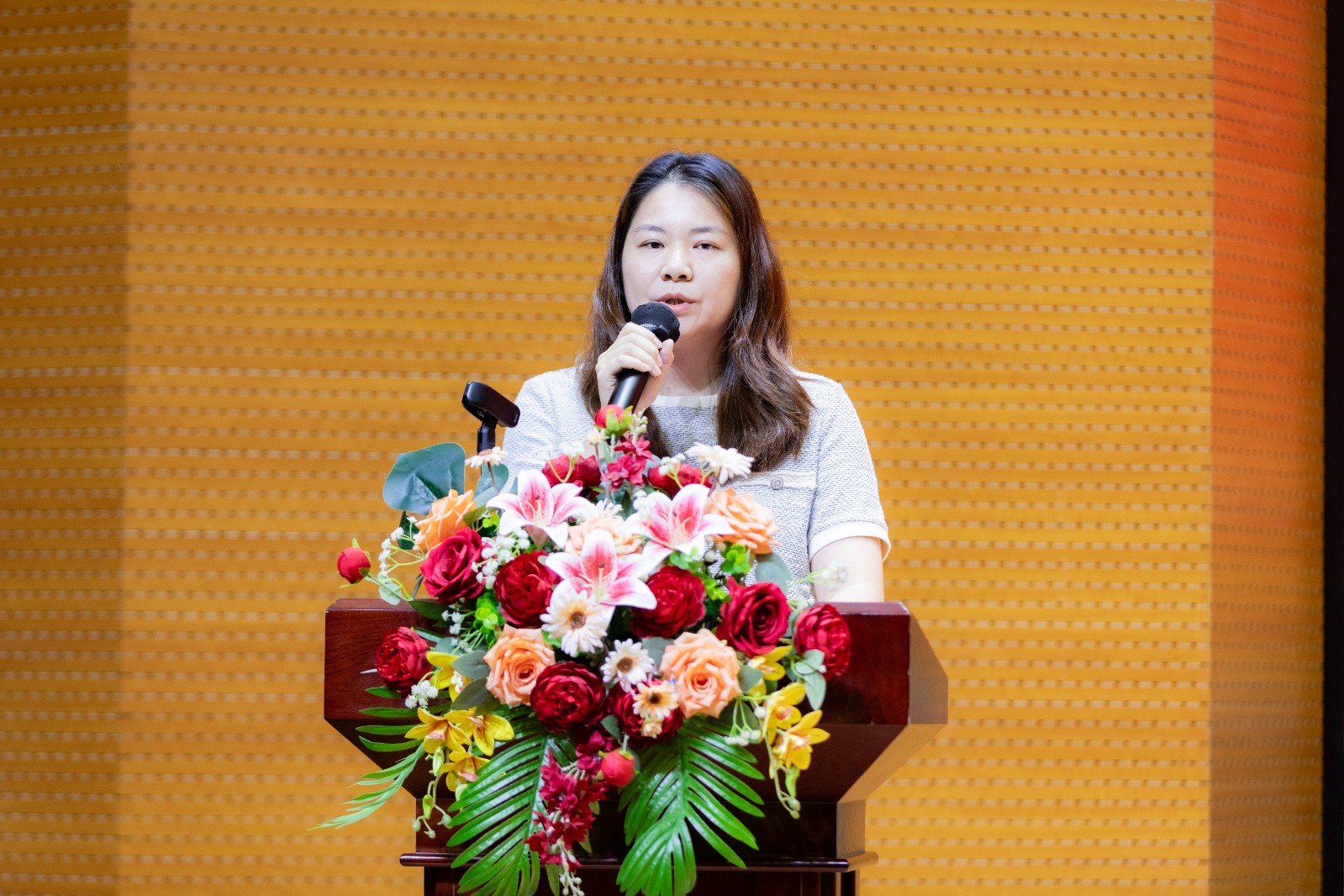 医药健康学院党总支书记王少华作学风建设工作经验分享.jpg