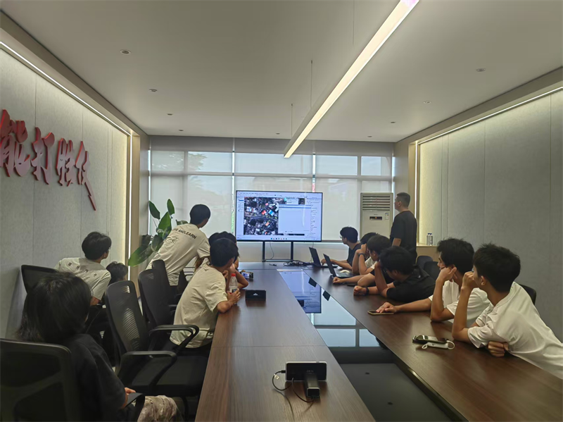 图7.ArcGIS软件教学现场.png